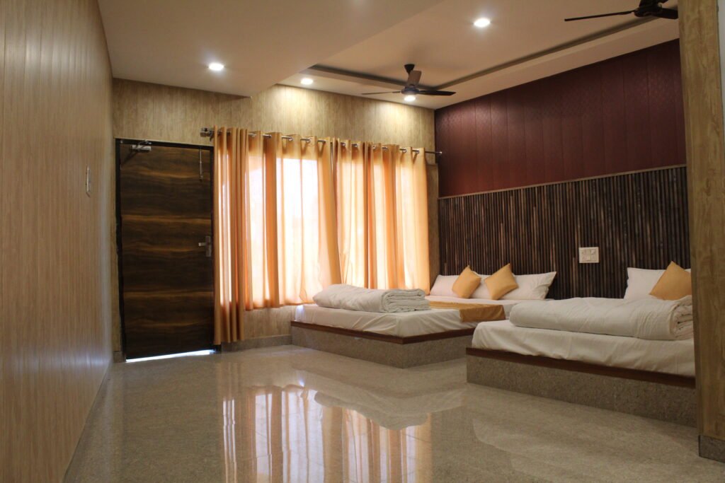 overnight stay near delhi